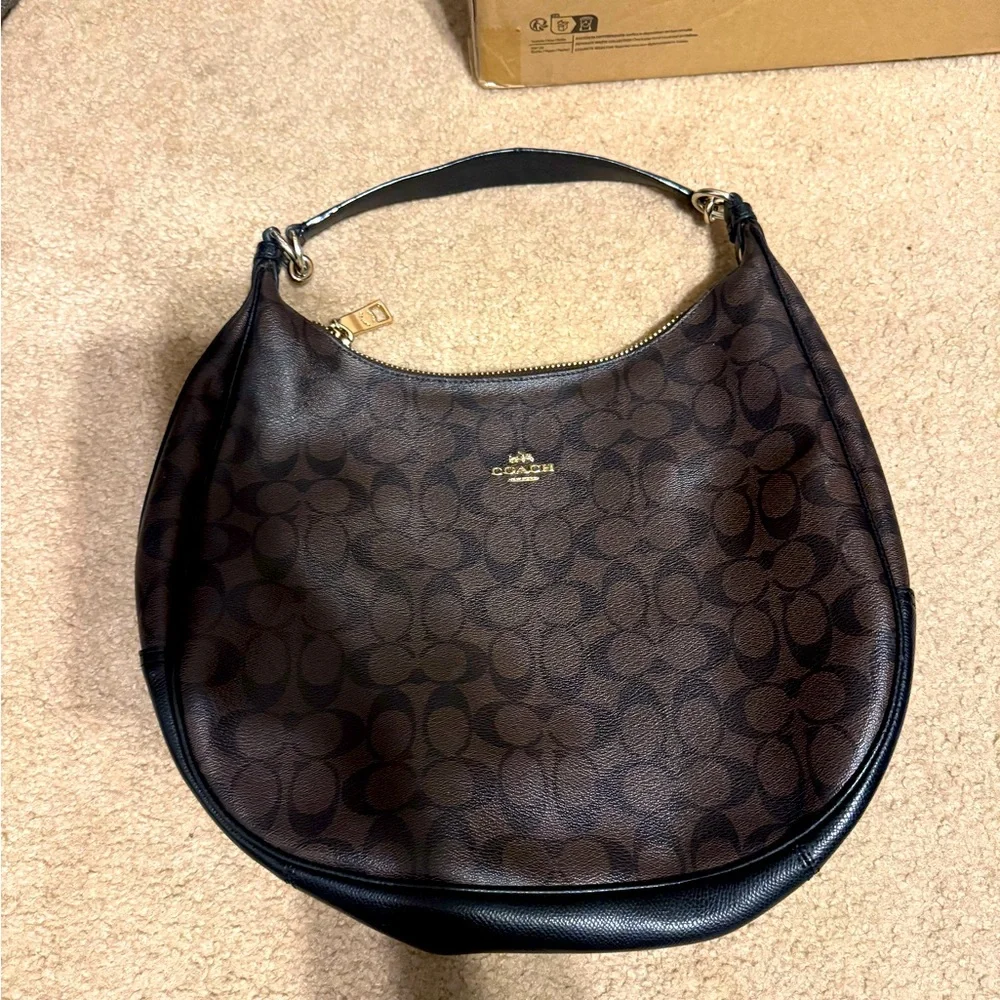 Coach Bag - Picture 1 of 2